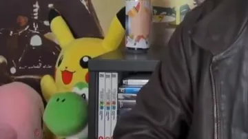 Puluche Yoshi in the video Linksthesun - Last danse - Indila (critique) [Réupload for mobile platform]