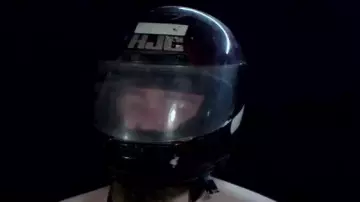 Motorcycle helmet worn in the video linksthesun Interview of the characters - the string LinksTheSun