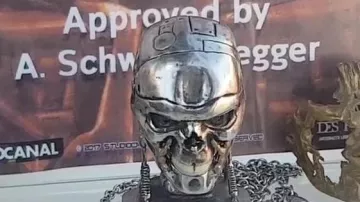 Figura de terminator vista en Vlog - LinksTheSun en The Geek Faëries 2018 de Linksthesun