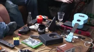 Mug Marshall visto en el video de linksthesun El punto Junio 2014