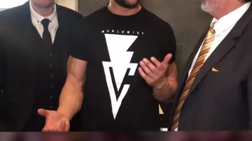 T shirt wwe balor club vu dans 20 bonnes raisons d'aimer le catch de Linksthesun