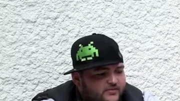 cap space invaders saw in st that you love me - Maître Gims (critique) REUPLOAD of Linksthesun