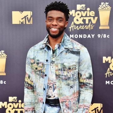 The jean jacket Off-white Chadwick Boseman at the MTV Movie Awards 2018
