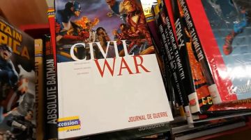 The comics Civil War tome 4 Marvel saw in the video "in search of a model" Chain of Geek
