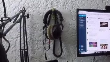 The headset audio Beyerdinamic DT-770 Pro Matteo saw in the video "Overview of my Setup of Office" of The chain of the geek