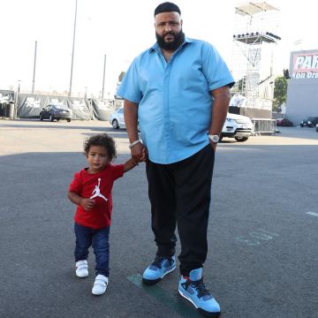 Sneakers Air Jordan x Travis Scott x Nike AJ IV 4 Cactus DJ Khaled on his account Instagram