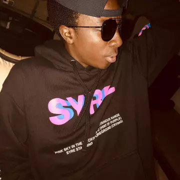 The sweatshirt hoody Syre of Jaden Smith submitted by Caleb McLaughlin
