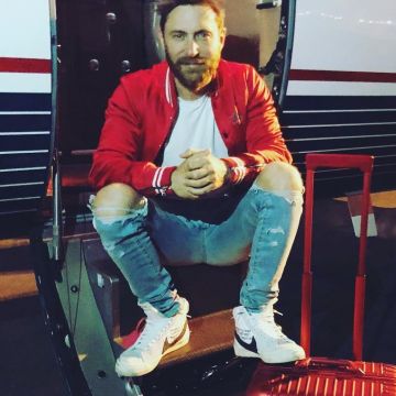 Sneakers Nike x Off White Blazer Mid Virgil Abloh David Guetta on his account Instagram