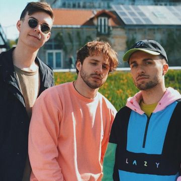 Le sweatshirt Lazy Oaf de Squeezie sur son compte Instagram