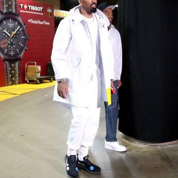 Sneakers Nike Zm Fly Mercurial Fk/ow "off white" by J. R. Smith on Instagram of NiceKicks