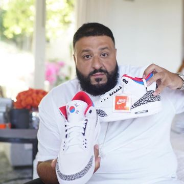 Sneakers Nike Air Jordan 3 Retro Seoul presented by DJ Khaled on his account Instagram