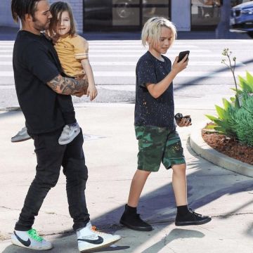 off white blazers with shorts