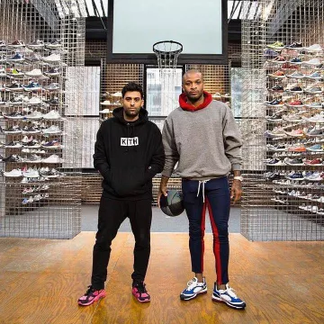 Sneakers Nike Air Max 98 Gundam JP Tucker on the account Instagram of NiceKicks