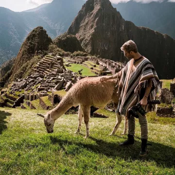 Sneakers Nike SF Special Field Air Force 1 Black Gum Anil B on his account Instagram