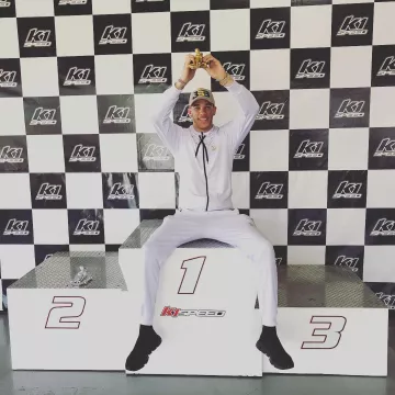 Zapatillas triples negras balenciaga Speed Trainer de Lonzo Ball en Instagram