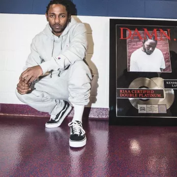 la paire de vans old skool portée par kendrick lamar sur son post instagram