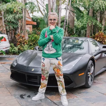 Sneakers Christian Louboutin with spikes of Lil Pump on his account Instagram