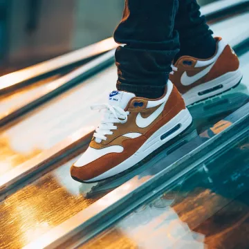 The nike air max 1 atmos curry @tadsnkrs on his account Instagram