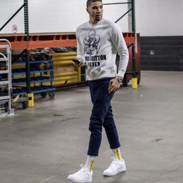 sneakers nike air force 1 white views on the account Instagram of JAYSON TATUM