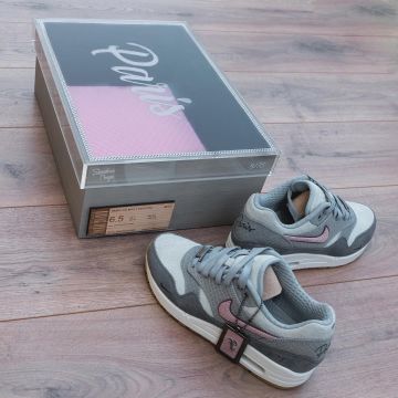 The nike air max 1 bespoke @tadsnkrs on his account Instagram