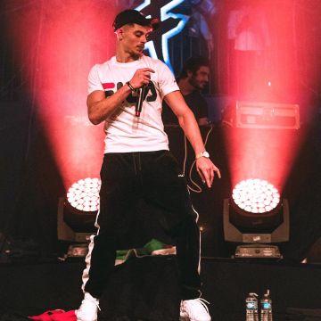 Sneakers nike air vapor max plus views on the account Instagram of Premium