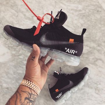 the pair of Nike x Off-White Air VaporMax Flyknit worn by Thibault Garcia