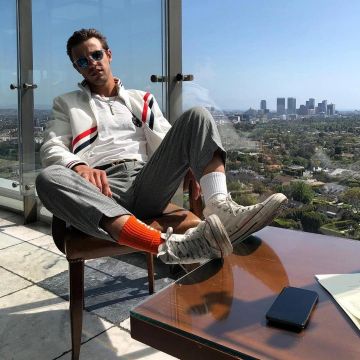 Zapatillas Converse Chuck Taylor estrella cameron Dallas en su cuenta de Instagram