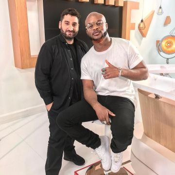 The pair of Nike Air force 1 low White worn by " - Dosseh on his account Instagram