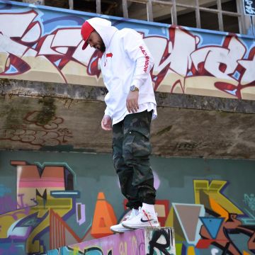 Sneakers white Nike x Off White Air Max 97 Virgil Abloh of Tonton Gibs on his account Instagram 