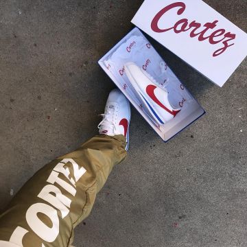 Sneakers Nike Classic Cortez Sean Wotherspoon on his account Instagram