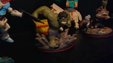 Marvel Comics figurine Q Fig Hulk Quantum Mechanix