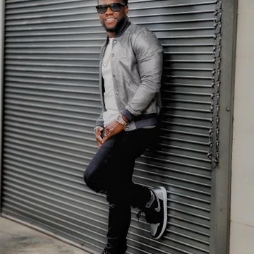 The nike Air Jordan 1 Retro Aleali "aleali May" Kevin Hart on his account instagram