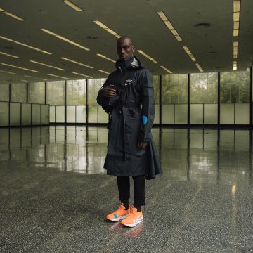 The Nike Foam Mercurial orange of Virgil Abloh on his account Instagram
