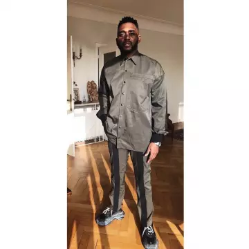 Mac Tyer en ntuch and with his sneakers Balenciaga Triple S Triple Black (2018 Reissue) views on instagram