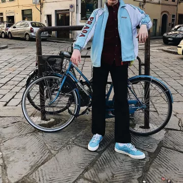 The Converse One Star Golf Le Fleur Bachelor Blue de Léo Mandella en su instagram