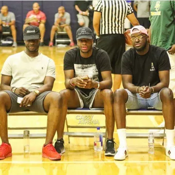 El par de Gucci Rython que lució Emmanuel Mudiay en su publicación de Instagram