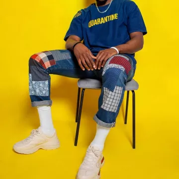 El par de as de rítón de Gucci que lleva Emmanuel Mudiay en su publicación de Instagram