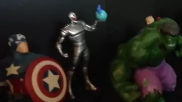Figurine Ultron Disney Store
