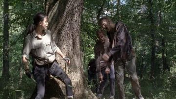 Le pantalon de Rosita Espinosa (Christian Serratos) dans The Walking Dead S07E04