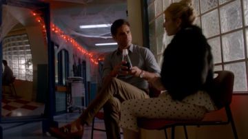 Le pantalon à pois Alice + Olivia de Chanel Oberlin (Emma Roberts) dans Scream Queens