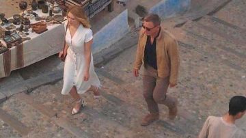 Vestido de blusa de Madeleine Swann (Léa Seydoux) en Spectre