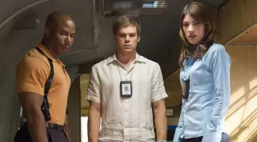 L'authentique badge Miami Metro de Dexter Morgan (Michael C. Hall) dans Dexter