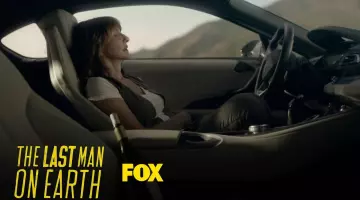 La BMW i8 de Mary Steenburgen (Gail) dans The Last Man on Earth
