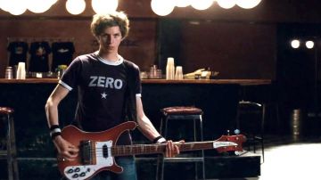 Bajo de Scott Pilgrim (Michael Cera) en Scott Pilgrim vs. the World