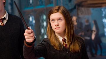 La varita de Ginny Weasley (Bonnie Wright) en Harry Potter y la Orden del Fénix