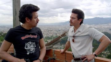 Camiseta motorhead de Sure Shot (Ariel Sierra) en Narcos