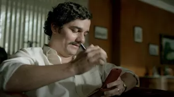 Le véritable carnet d'adresses de Pablo Escobar (Wagner Moura) dans Narcos