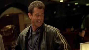 The leather jacket Martin Riggs (Mel Gibson) in lethal weapon 4
