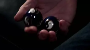 Les boules chinoises de Ben Affleck dans Paycheck