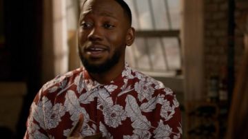 Winston Bishop's (Lamorne Morris) Topman Flower Shirt en New Girl